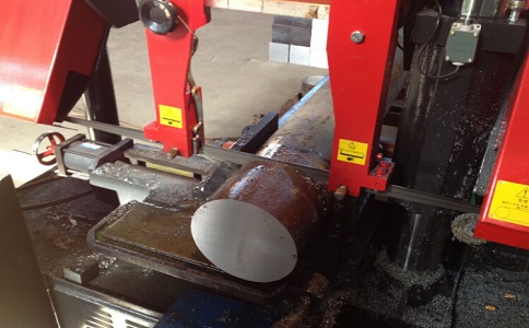 岑溪卧式带锯床加工时出现明显振荡如何排查？